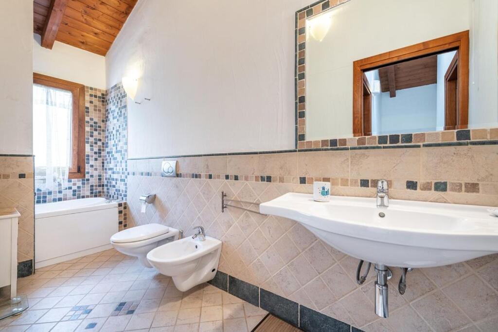 La Marea Villa Chia Bagian luar foto